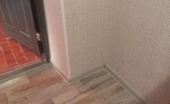 Финский способ сохранить пол сухим у входа: что использовать и как часто менять — скоро сезон дождей Финский способ сохранить пол сухим у входа: что использовать и как часто менять — скоро сезон дождей