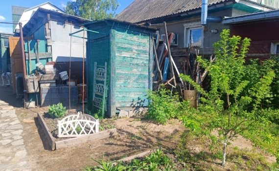 Без ямы и неприятного запаха: простой способ сделать туалет на даче своими руками Без ямы и неприятного запаха: простой способ сделать туалет на даче своими руками